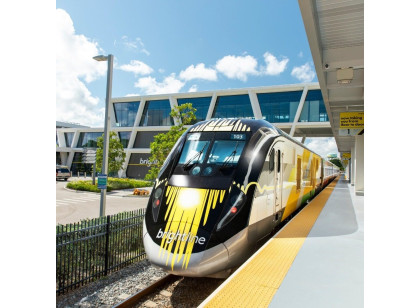 BRIGHTLINE TRAIN - (SAÍDAS DE BOCA RATON PARA ORLANDO)